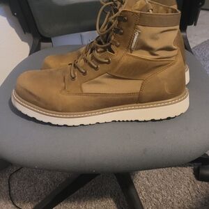 Wolverine Men's Tan Boots For Sale